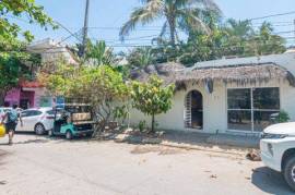 Playa Azul - Propiedad Comercial en venta en Sayulita, Bahia de Banderas, Nayarit