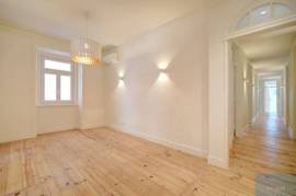 Premium Office at Rua Luciano Cordeiro in Lisbon