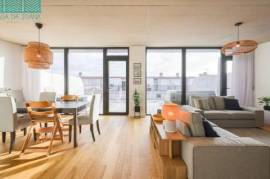 3-bedroom duplex apartment with double enclosed garage in Praia da Barra