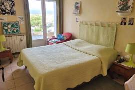 Former Stone Barn/farmhouse Renovated In 1974 On 957 M2 Of Land With Superb Views.