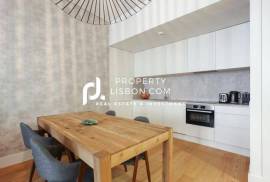 Perfect Lisbon T1 With Patio, Pool Heigh Ceilings And Parking Perfect Lisbon T1 With Patio, Pool Heigh Ceilings And Parking