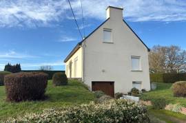 Houses For Sale - 5 Rooms - 95 M2