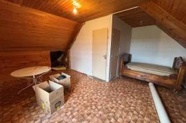 Houses For Sale - 5 Rooms - 95 M2