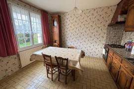 Houses For Sale - 5 Rooms - 95 M2