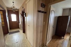 Houses For Sale - 5 Rooms - 95 M2