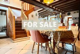 Beautiful Family Home with Garden