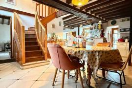 Beautiful Family Home with Garden