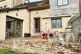 Beautiful Family Home with Garden