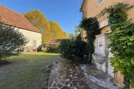 Beautiful Property, View of Pyrenees, Swimming Pool