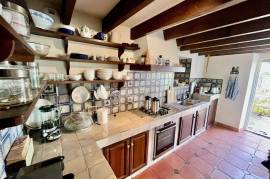 Beautiful Property, View of Pyrenees, Swimming Pool