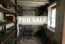 Former Farm Complex with Outbuildings