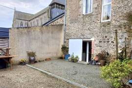 Town House with Courtyard