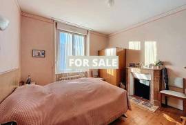 Detached Town House with Character