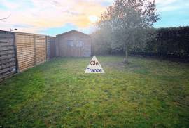 Detached House with Garden, Lovely Family Home