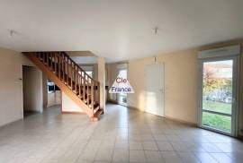 Detached House with Garden, Lovely Family Home