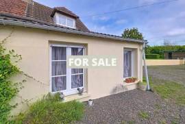 Country House with Outbuildings Country House with Outbuildings