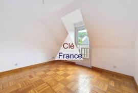 Ideal Family Home Just North of Paris