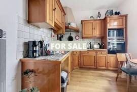 Traditional House with Courtyard Garden