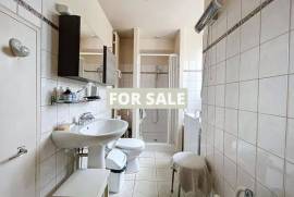 Historic Manor House with Landscaped Gardens