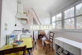 Historic Manor House with Landscaped Gardens