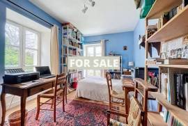 Historic Manor House with Landscaped Gardens