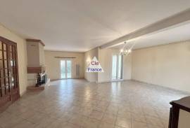 Detached Villa Not Far from the Coaet Detached Villa Not Far from the Coaet