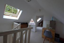 Detached Country House with Lovely Garden