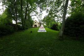 Detached Country House with Lovely Garden