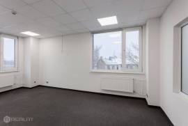 Commercial property in Riga city for rent 710€