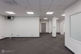 Commercial property in Riga city for rent 710€