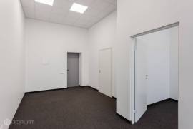 Commercial property in Riga city for rent 462€