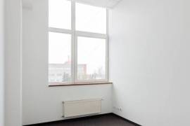 Commercial property in Riga city for rent 710€