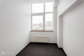 Commercial property in Riga city for rent 710€