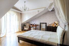 Detached house for sale in Jurmala, 350.00m2