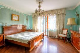 Detached house for sale in Jurmala, 350.00m2