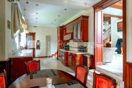 Detached house for sale in Jurmala, 350.00m2