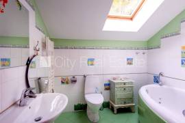 Detached house for sale in Jurmala, 350.00m2