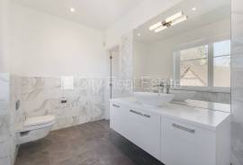 Detached house for rent in Jurmala, 200.00m2