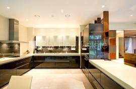 Detached house for rent in Jurmala, 487.00m2