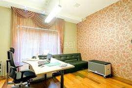 Detached house for rent in Jurmala, 487.00m2