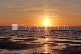 Detached house for rent in Jurmala, 487.00m2