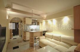 Studio for rent in Riga, 35.00m2 Studio for rent in Riga, 35.00m2