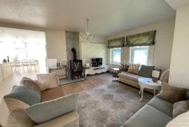 Detached house for rent in Jurmala, 320.00m2