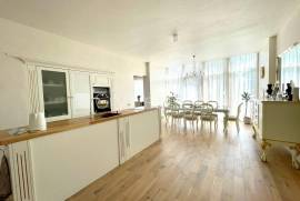 Detached house for rent in Jurmala, 320.00m2