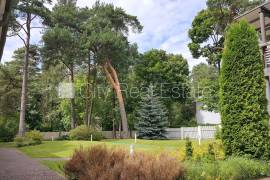 Detached house for rent in Jurmala, 551.00m2