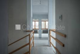 Detached house for sale in Riga, 355.00m2