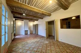 9 room, 279m2 Vineyard residence for sale in Saint thibery - 370 000 € *