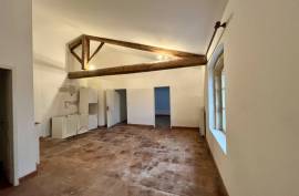 9 room, 279m2 Vineyard residence for sale in Saint thibery - 370 000 € *