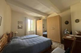 4 room, 95m2 House for sale in Saint genies de fontedit - 158 000 € *