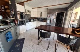 9 room, 360m2 House and dependencies for sale in Laroque des alberes - 520 000 € *